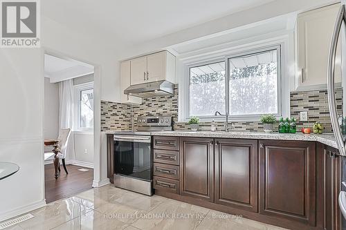 6 Willowgate Drive, Markham, ON - Indoor Photo Showing Kitchen With Upgraded Kitchen
