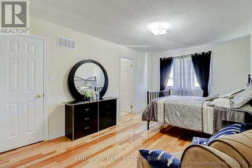 485 Meadowridge Court, Mississauga, ON - Indoor Photo Showing Bedroom