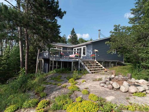881 Hilly Lake Road, Kenora, ON - Outdoor