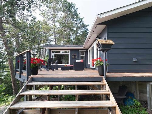 881 Hilly Lake Road, Kenora, ON - Outdoor