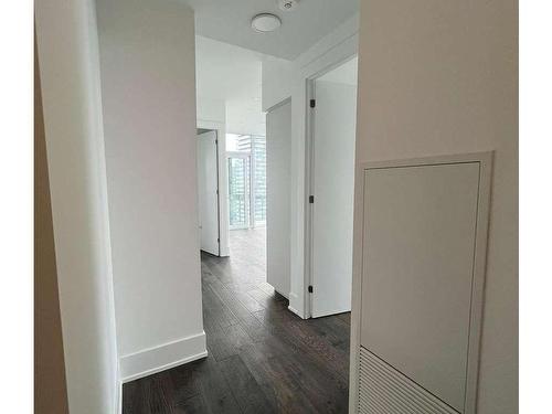 4405-39 Roehampton Ave, Toronto, ON - Indoor Photo Showing Other Room