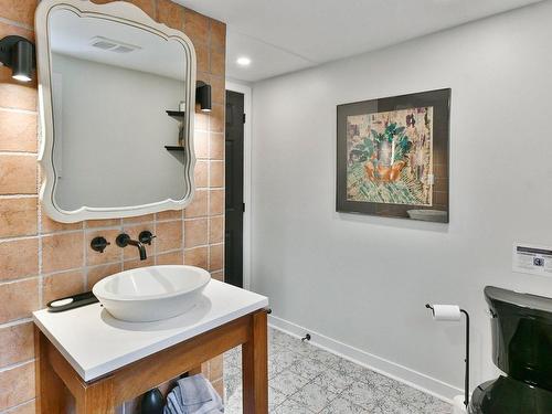 Salle de bains - 19 Rue Alpine, Brownsburg-Chatham, QC - Indoor Photo Showing Bathroom