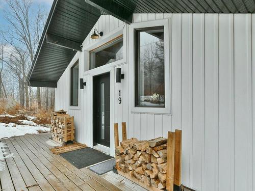 Frontage - 19 Rue Alpine, Brownsburg-Chatham, QC - Outdoor With Deck Patio Veranda With Exterior