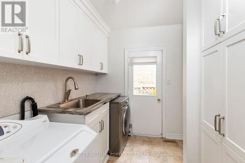 62 Newport Square, Vaughan, ON - Indoor Photo Showing Laundry Room