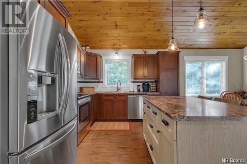 31 Candy Apple Lane, Cambridge-Narrows, NB - Indoor Photo Showing Kitchen With Stainless Steel Kitchen