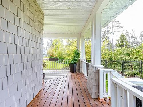 830 Clayton Rd, North Saanich, BC - Outdoor With Deck Patio Veranda With Exterior