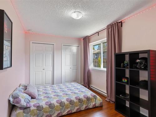 6717 Nott Pl, Sooke, BC - Indoor Photo Showing Bedroom