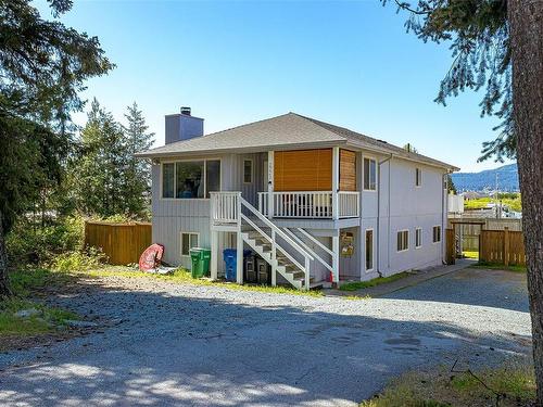 2223 Rosstown Rd, Nanaimo, BC - Outdoor