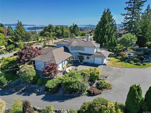 11096 Greenpark Dr, North Saanich, BC - Outdoor