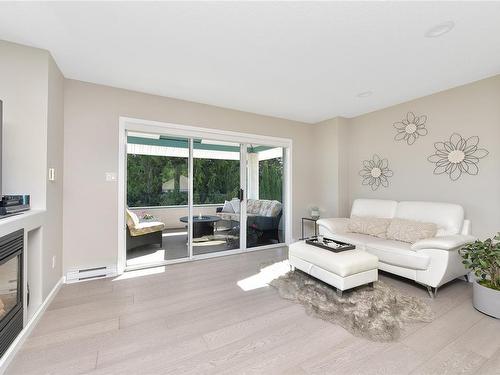 11096 Greenpark Dr, North Saanich, BC - Indoor Photo Showing Living Room With Fireplace