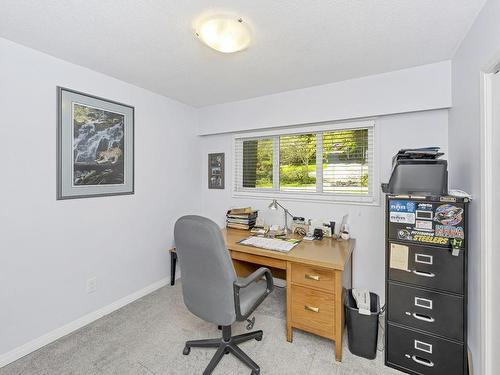 5557 Old West Saanich Rd, Saanich, BC - Indoor Photo Showing Office