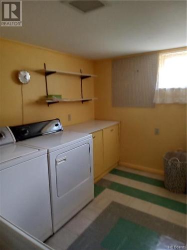 156 St. James Street, Woodstock, NB - Indoor Photo Showing Laundry Room