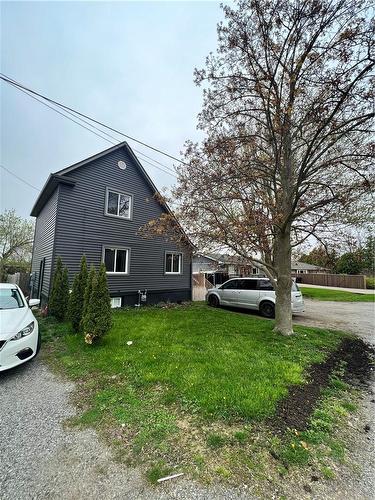 92 Hodgkins Avenue, Thorold, ON - Outdoor