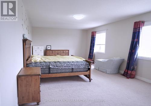 9 Edelweiss Avenue, Richmond Hill, ON - Indoor Photo Showing Bedroom