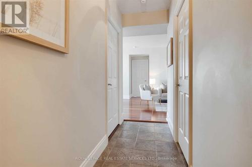 2110 - 5229 Dundas Street W, Toronto (Islington-City Centre West), ON - Indoor Photo Showing Other Room