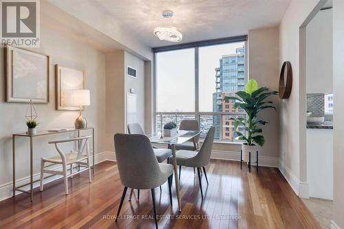 2110 - 5229 Dundas Street W, Toronto (Islington-City Centre West), ON - Indoor Photo Showing Dining Room