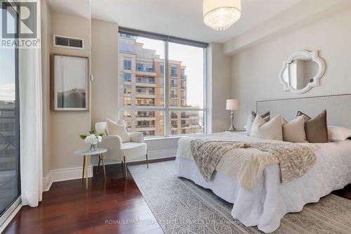 2110 - 5229 Dundas Street W, Toronto, ON - Indoor Photo Showing Bedroom