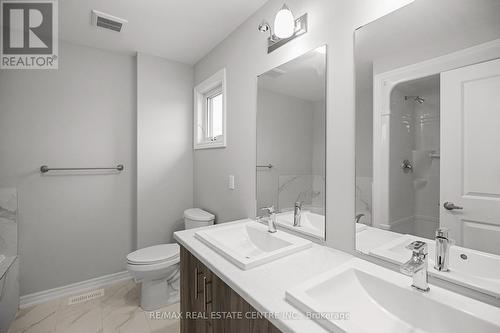 42 Mclaughlin Street, Welland, ON - Indoor Photo Showing Bathroom