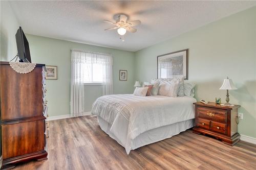 PRIMARY BEDROOM - 87 Periwinkle Drive, Hamilton, ON - Indoor Photo Showing Bedroom