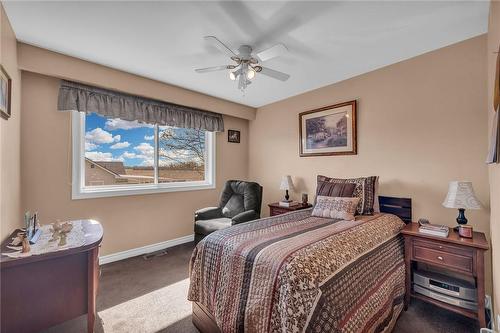 1377 Haldibrook Road, Caledonia, ON - Indoor Photo Showing Bedroom