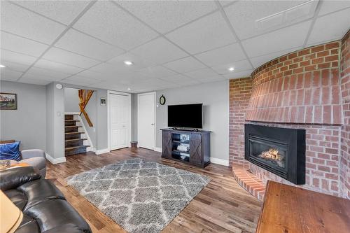 1377 Haldibrook Road, Caledonia, ON - Indoor Photo Showing Living Room With Fireplace