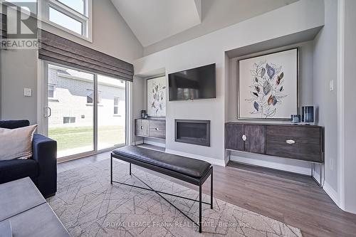 2 Mccaw Court, Scugog, ON - Indoor Photo Showing Living Room With Fireplace