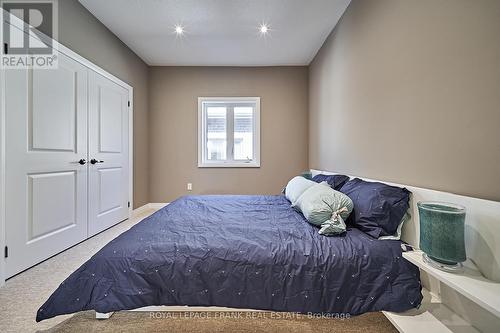 2 Mccaw Court, Scugog, ON - Indoor Photo Showing Bedroom