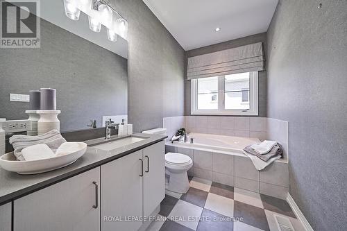 2 Mccaw Court, Scugog, ON - Indoor Photo Showing Bathroom
