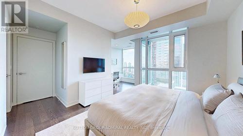 3904 - 30 Nelson Street, Toronto, ON - Indoor Photo Showing Bedroom