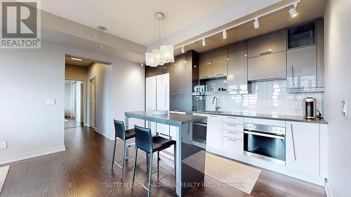 3904 - 30 Nelson Street, Toronto, ON - Indoor Photo Showing Kitchen With Upgraded Kitchen