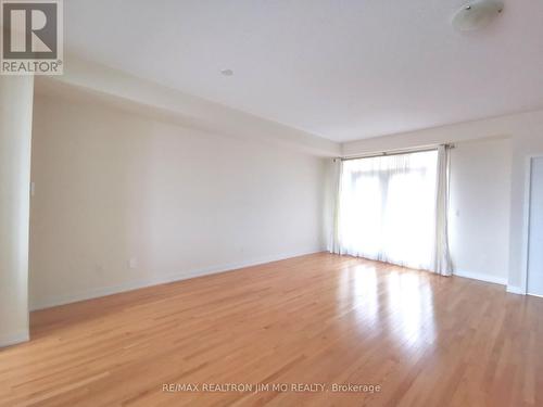 40 Lady Dolores Avenue, Vaughan, ON - Indoor Photo Showing Other Room
