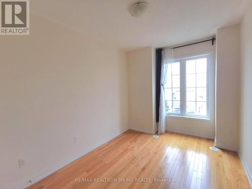 40 Lady Dolores Avenue, Vaughan, ON - Indoor Photo Showing Other Room