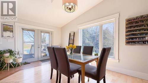 737 Lake Range Drive, Huron-Kinloss, ON - Indoor Photo Showing Dining Room