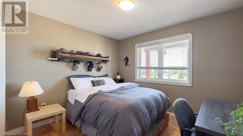 737 Lake Range Drive, Huron-Kinloss, ON - Indoor Photo Showing Bedroom