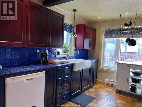 3505 Highway 535, St. Charles, ON - Indoor Photo Showing Kitchen