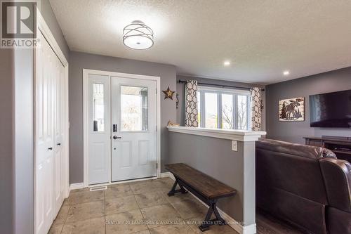 10 Ashwood Crescent, Quinte West, ON - Indoor Photo Showing Other Room