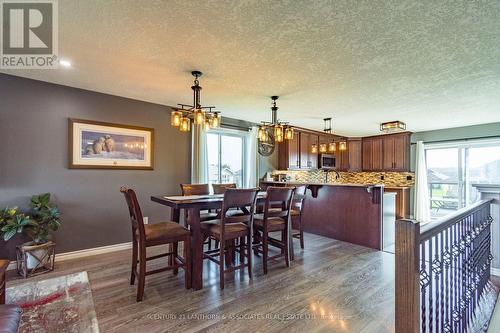 10 Ashwood Crescent, Quinte West, ON - Indoor Photo Showing Dining Room