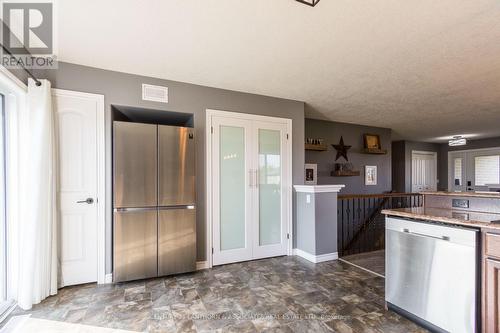 10 Ashwood Crescent, Quinte West, ON - Indoor Photo Showing Kitchen