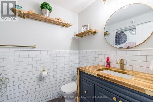 10 Ashwood Crescent, Quinte West, ON - Indoor Photo Showing Bathroom