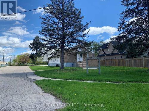 1649 Crediton Parkway, Mississauga, ON - Outdoor