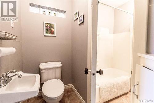 17 Church Street, Norton, NB - Indoor Photo Showing Bathroom