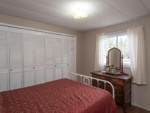 27 Taylor Drive, Thunder Bay, ON - Indoor Photo Showing Bedroom