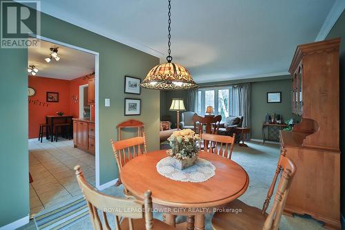 52 Cherry Lane, Caledon, ON - Indoor Photo Showing Dining Room