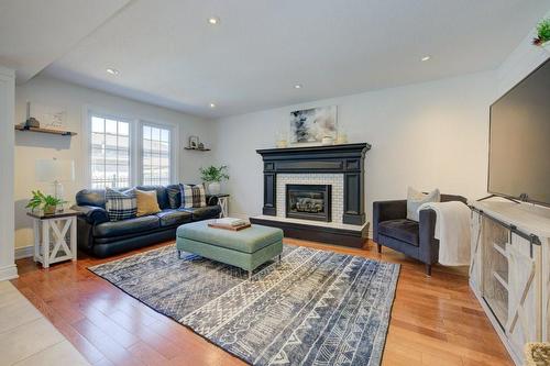 17 Sandy Drive, Hamilton, ON - Indoor Photo Showing Living Room With Fireplace