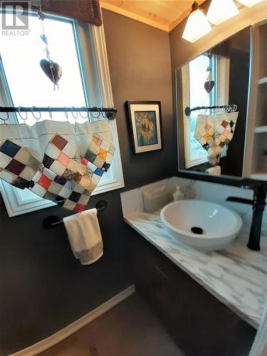 63 Farrell Cres, Elliot Lake, ON - Indoor Photo Showing Bathroom