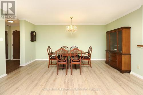 608 - 1240 Marlborough Court, Oakville, ON - Indoor Photo Showing Dining Room
