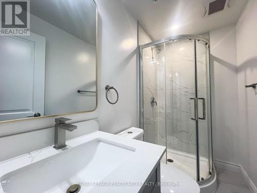 35 Jemima Road, Brampton, ON - Indoor Photo Showing Bathroom