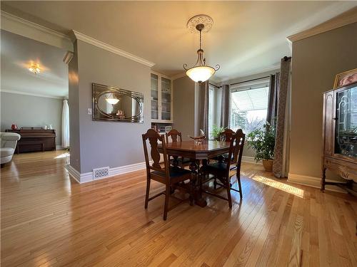 325 2Nd Avenue, Mccreary, MB - Indoor Photo Showing Dining Room