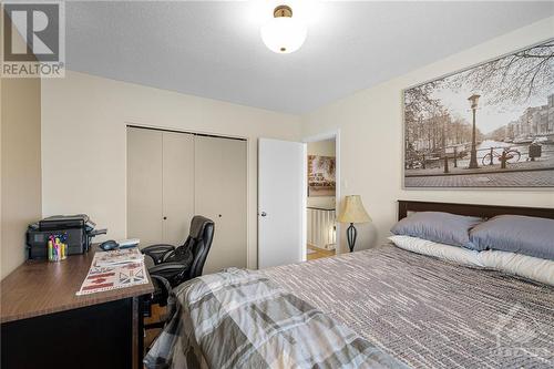 1326 Cornell Street, Ottawa, ON - Indoor Photo Showing Bedroom