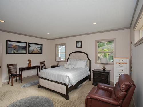 514 Schubert Pl, Ladysmith, BC - Indoor Photo Showing Bedroom